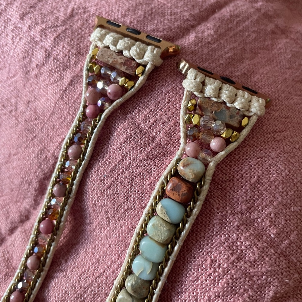 Cape Diablo Pastel Beaded Bracelet Set - Picture 4 of 4